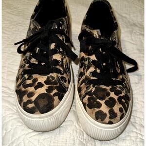 Steve Madden Platform Sneakers 7 M Cheetah Print Canvas Chunky Y2K Lace Up Shoes